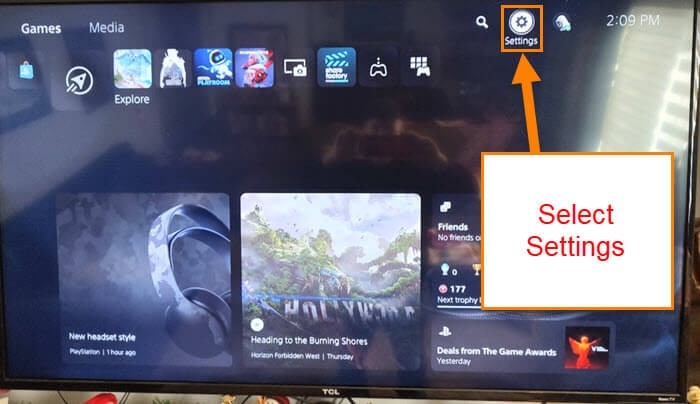 How to Turn On PS5 Friends Online Notifications & See Friends Come