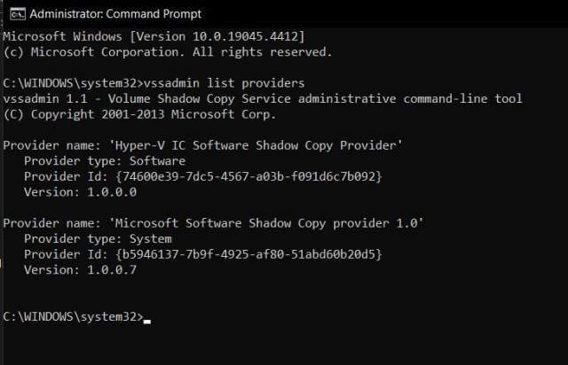 administrator-command-prompt-listing-vssadmin-list-providers-hyper-v