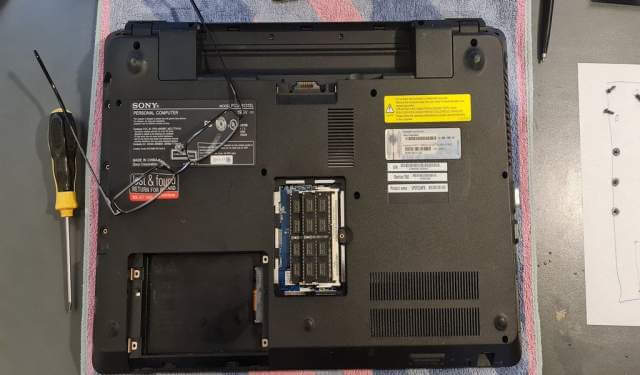 sony-vaio-back